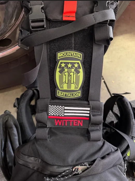 CustomBannersNow.Com - PVC Patches