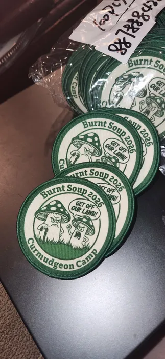 CustomBannersNow.Com - Printed Patches