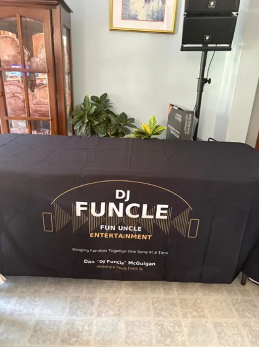CustomBannersNow.Com - Custom Rectangle Table Covers