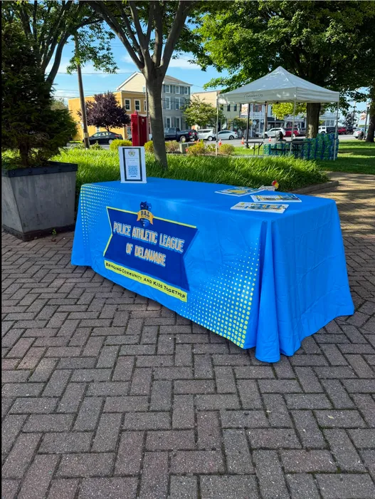 CustomBannersNow.Com - Custom Rectangle Table Covers
