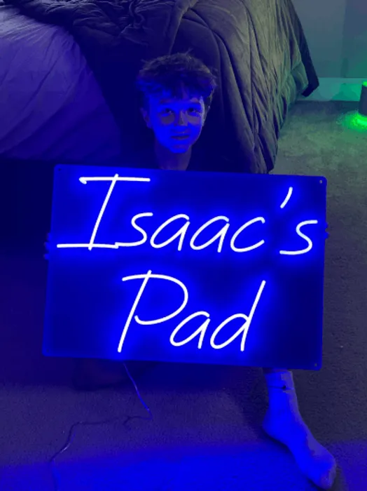 CustomBannersNow.Com - Custom Neon Sign