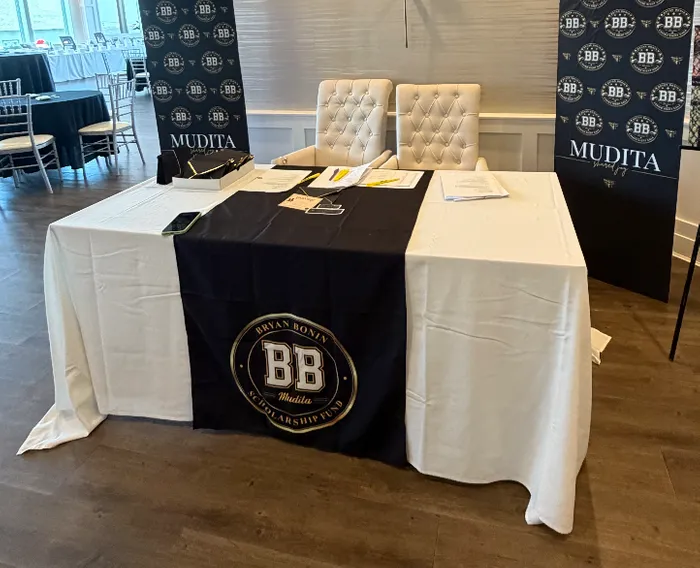 CustomBannersNow.Com - 24 Hour Rush Rectangle Table Covers