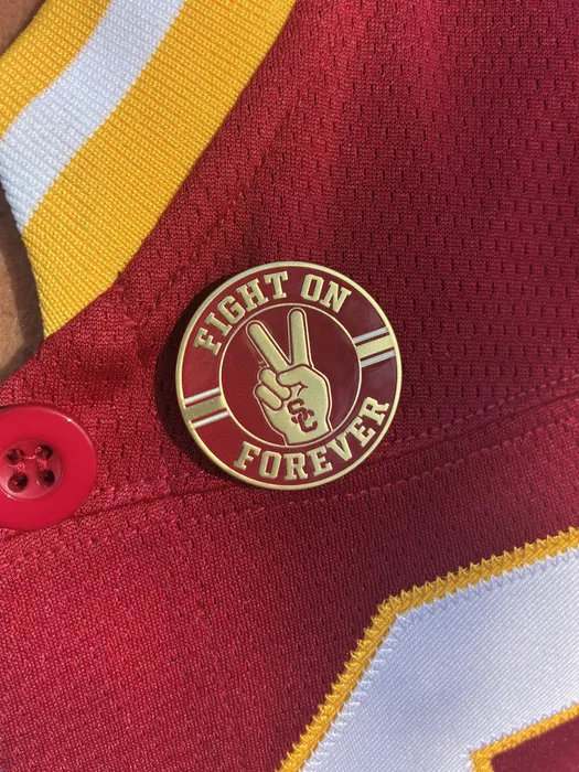 CustomBannersNow.Com - Hard Enamel Pin