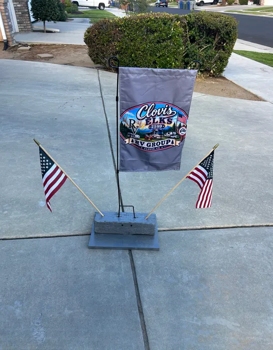 CustomBannersNow.Com - Garden Flag