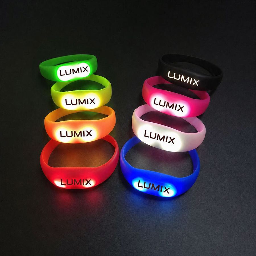 Light Up Silicone Wristbands - Custom Banners Now