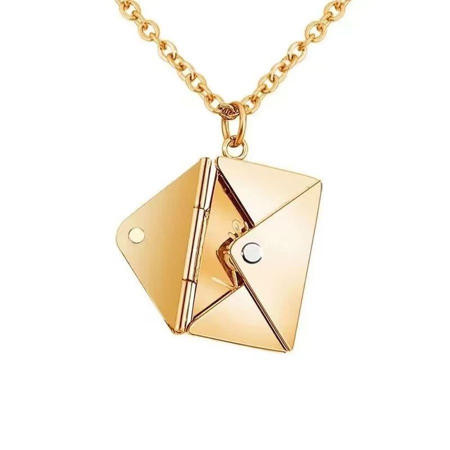 Photo Locket Necklaces - Custom Banners Now